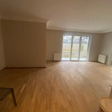 Bakirkoy Ahmet Bey Apartmaninda Daire Esyali